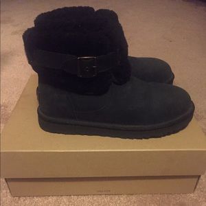 UGG Booties 🛍🎀