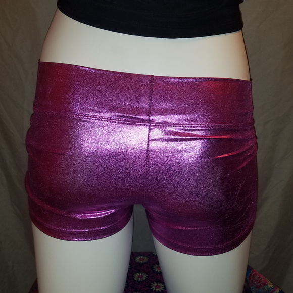 Trendy Trends Shiny Pink Hot Pants NWOT - Picture 2 of 5