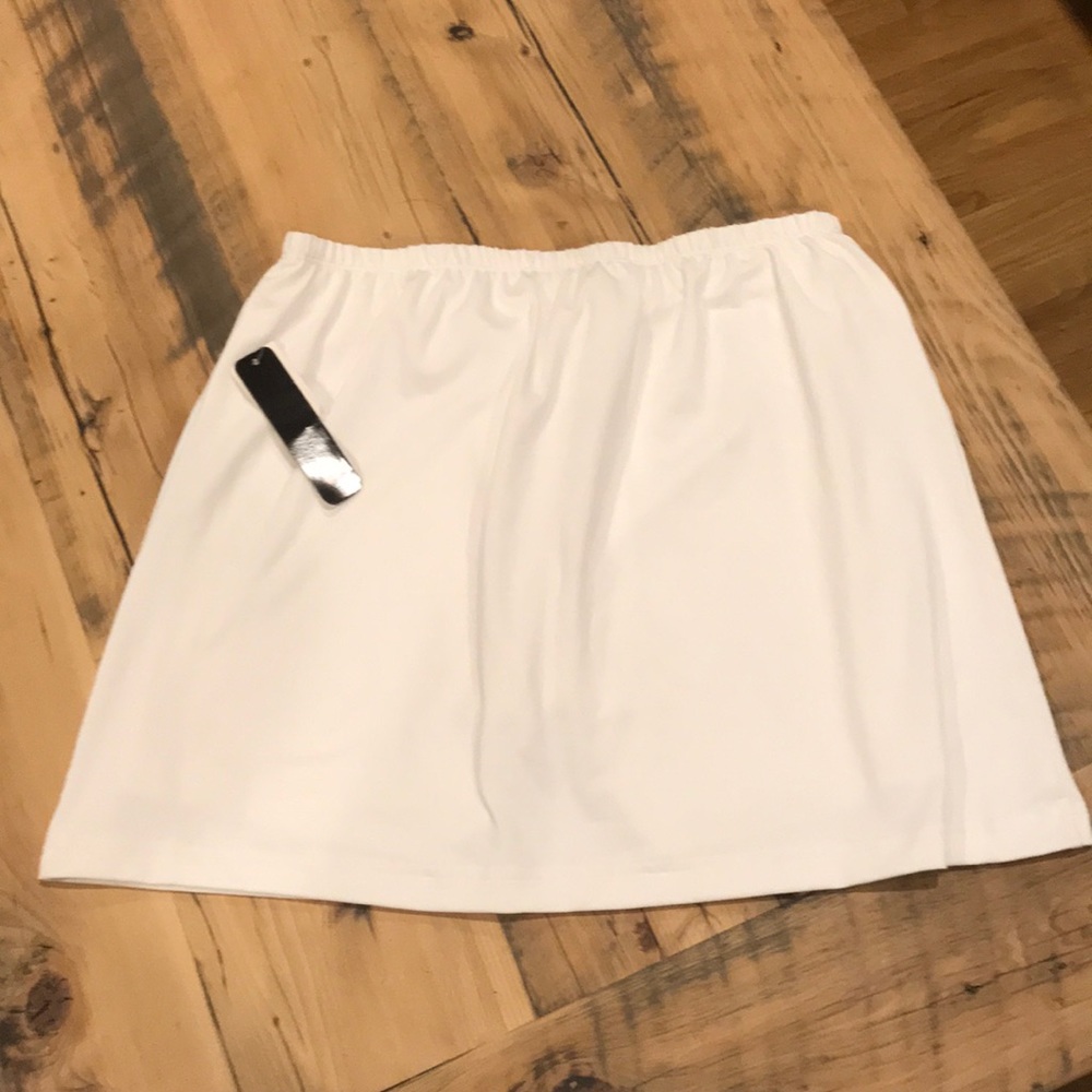 New With Tags. Tennis Skirt 🎾. White. Large