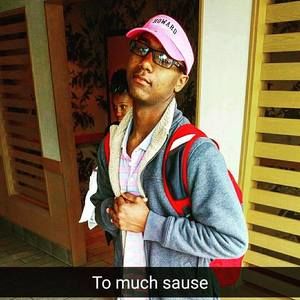 Meet your Posher, Robert