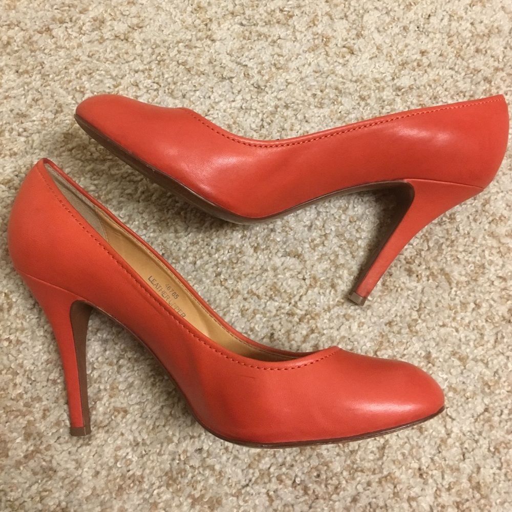 J crew Italian leather coral heels size 9