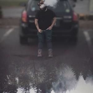 Meet your Posher, Akiro