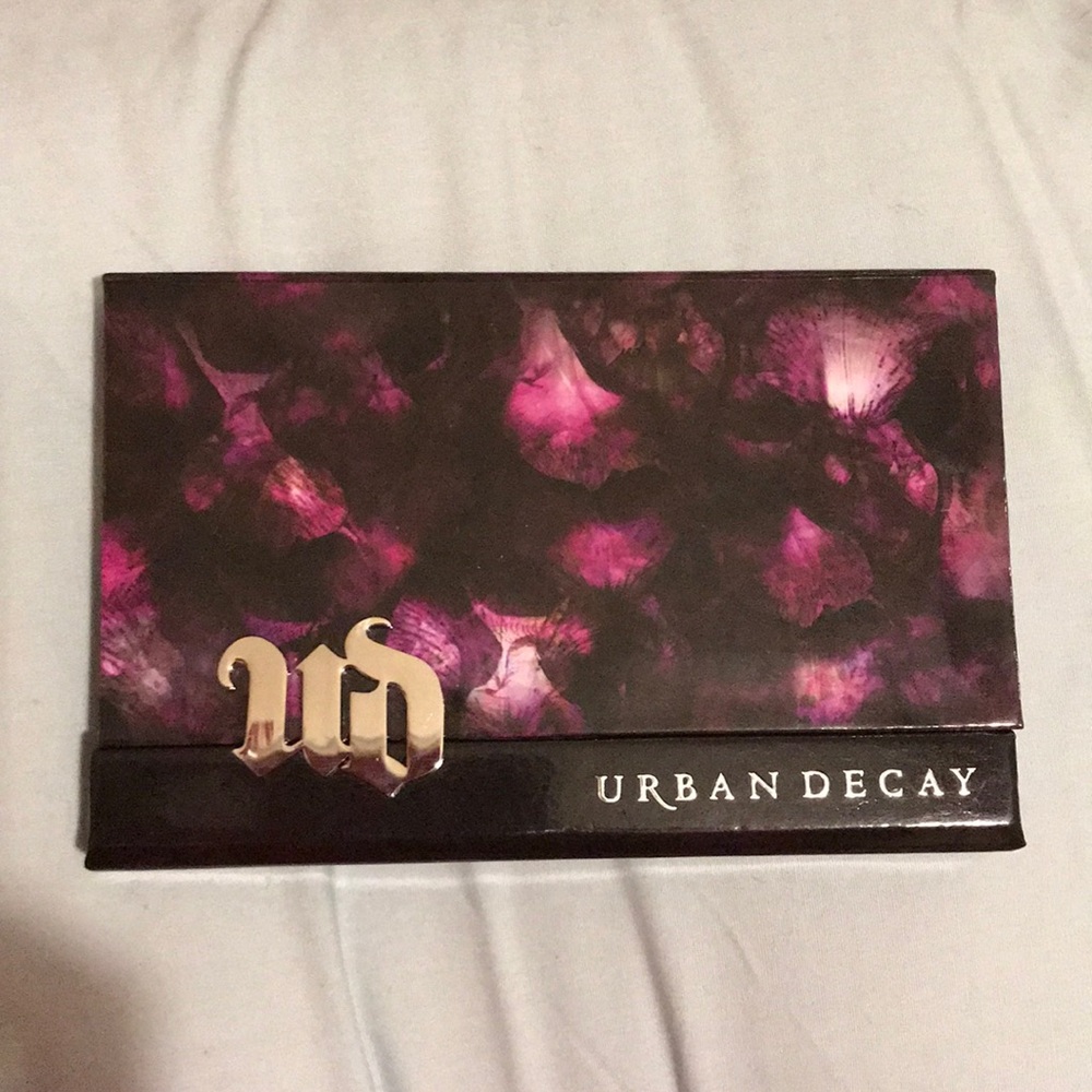 Urban decay palette.