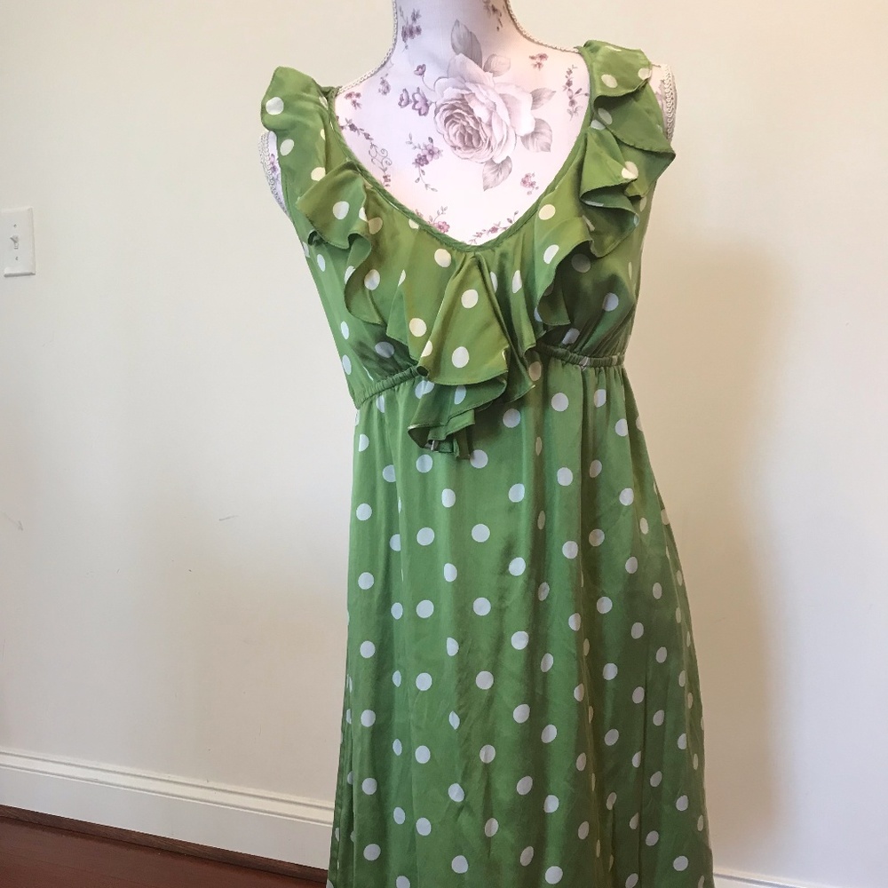 Polka dot green dress 🌈3 for 10