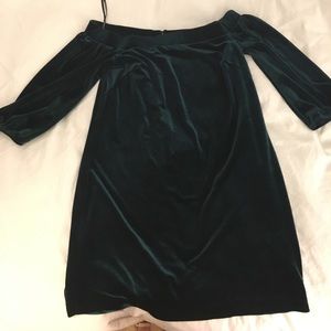 Vince Camuto velvet forest green offshoulder dress