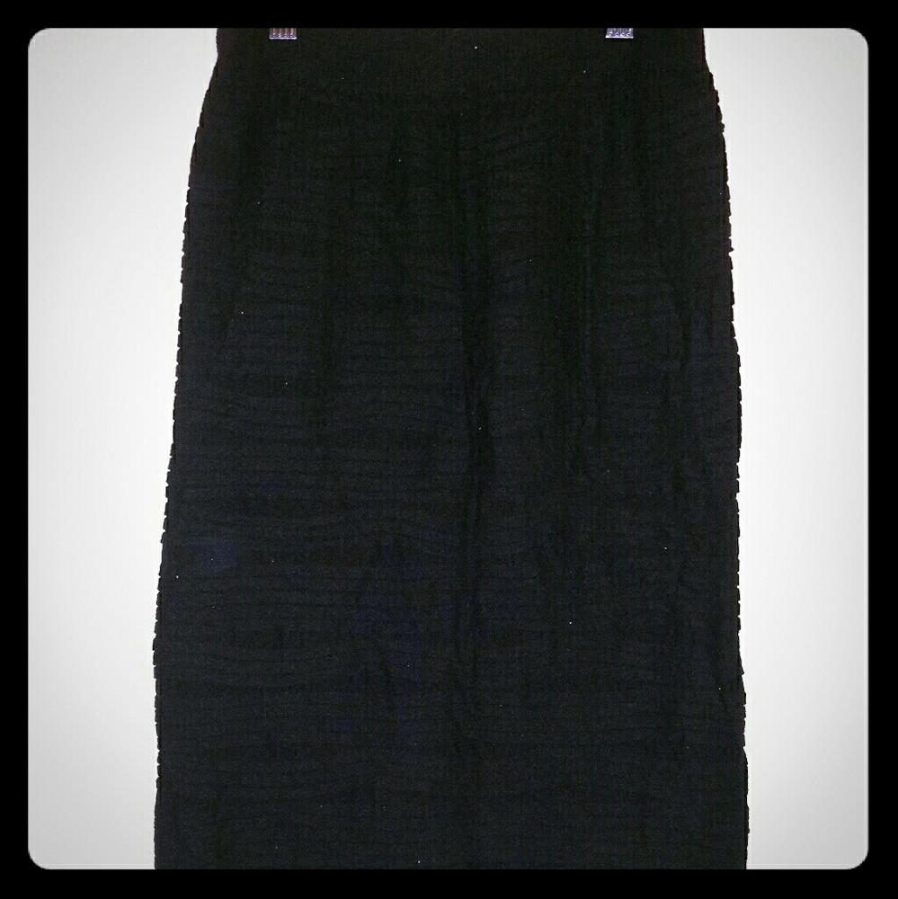 Black skirt