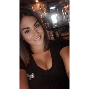 Meet your Posher, Katlyn