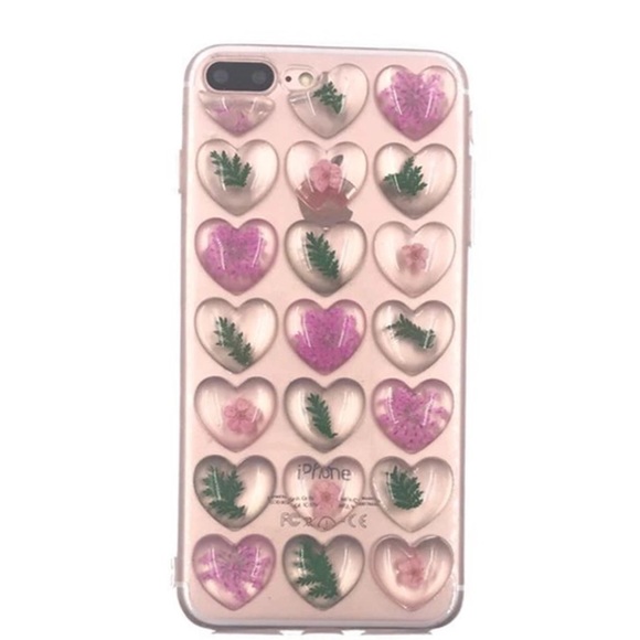 Accessories - Heart Iphone Cases with dried flowers