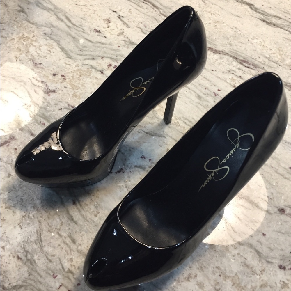Brand NIB Jessica Simpson peep toe pump