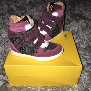 Fendi Sneaker Toddler SIZE 25
