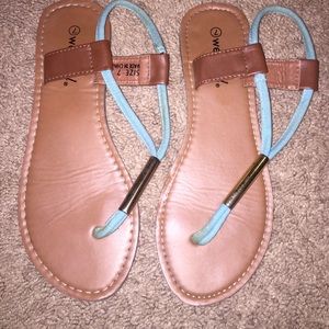 Blue cloth sandal