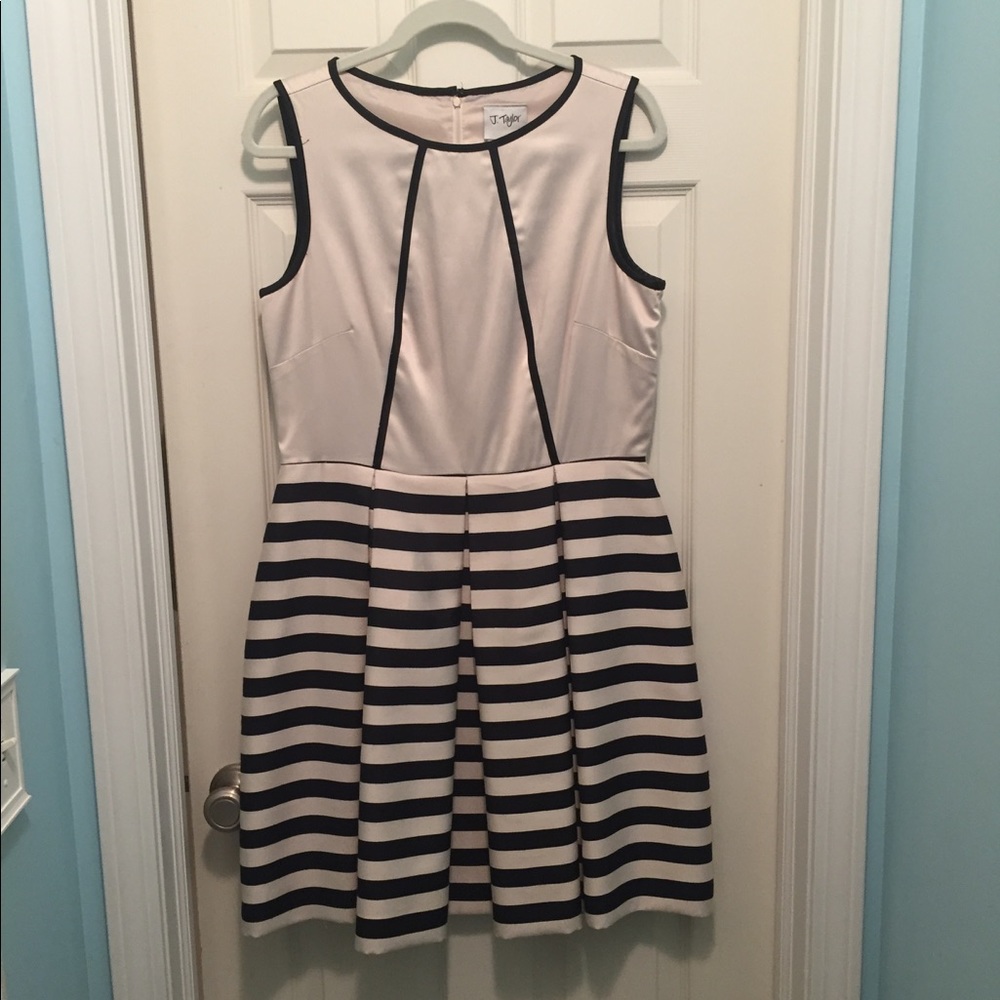 LAST CHANCE! J. Taylor champagne & black dress, 12