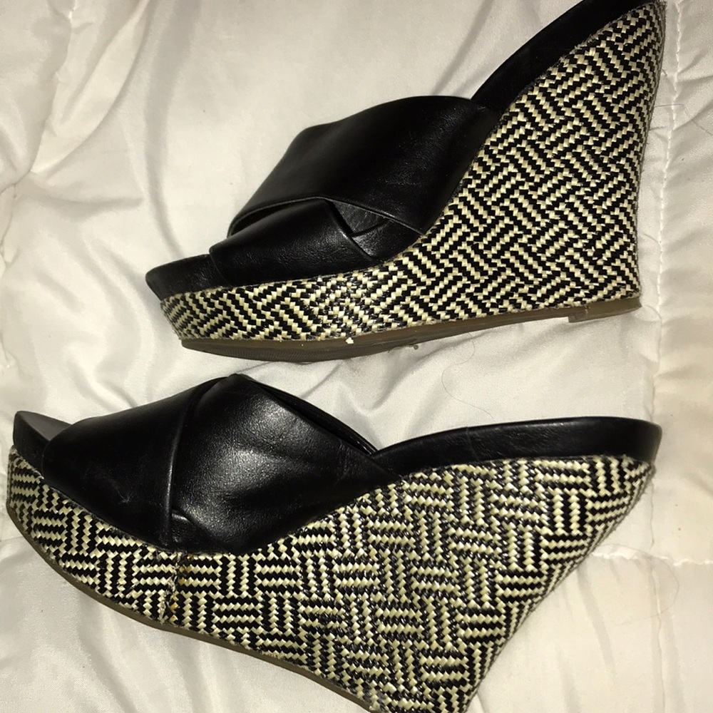 Jessica Simpson wedges