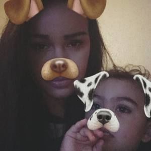 Meet your Posher, Victoria