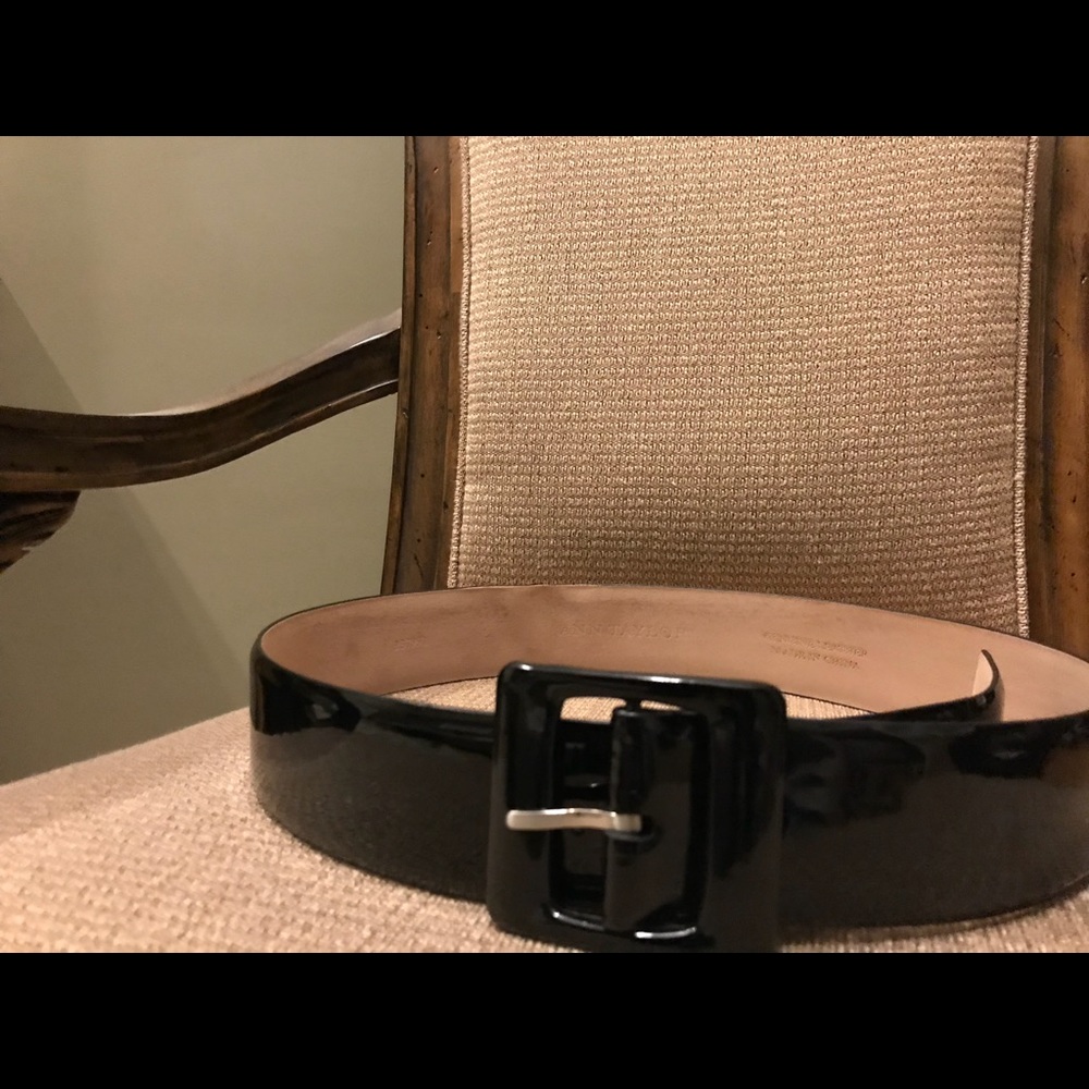 Anne Taylor Black Patent Leather Belt