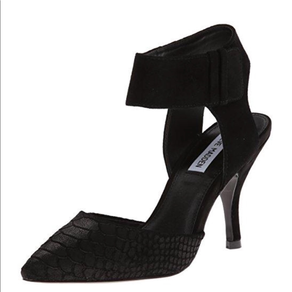 Steve Madden “Swift Dress” Pump Black
