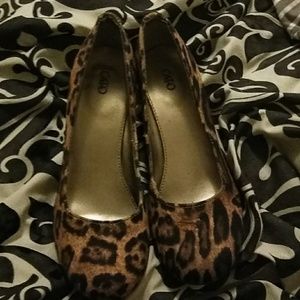 Leopard print wedges 🐆
