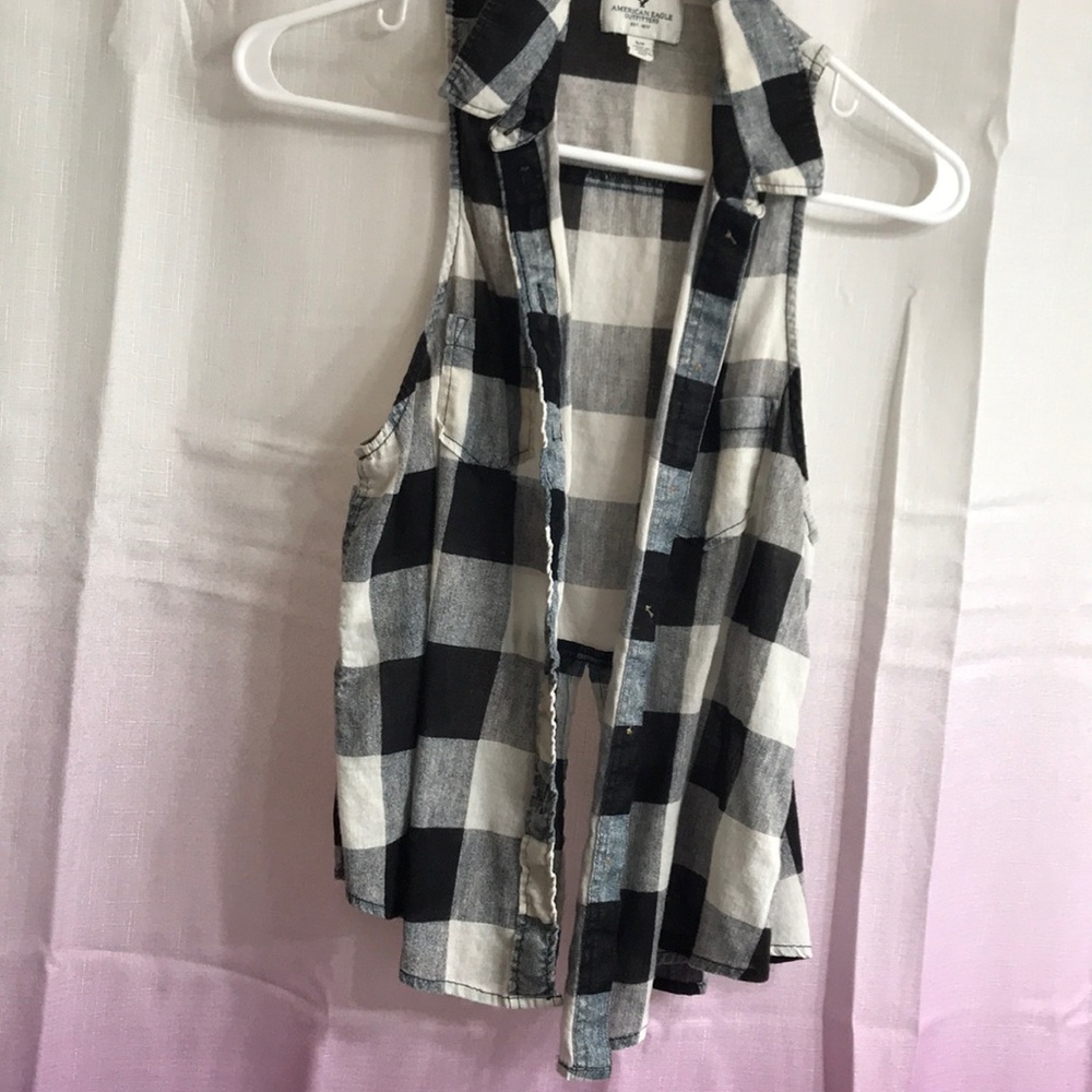 AE buffalo plaid button up