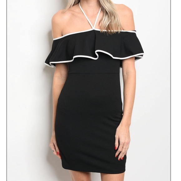 Dresses & Skirts - Black and White Ruffle Dress