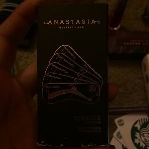 Anastasia beverly hills eyebrow stencils