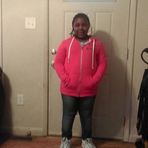 Meet your Posher, Carey