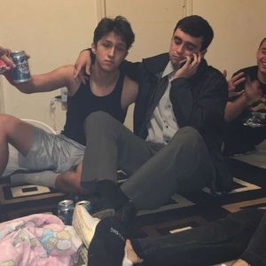 Meet your Posher, Zach