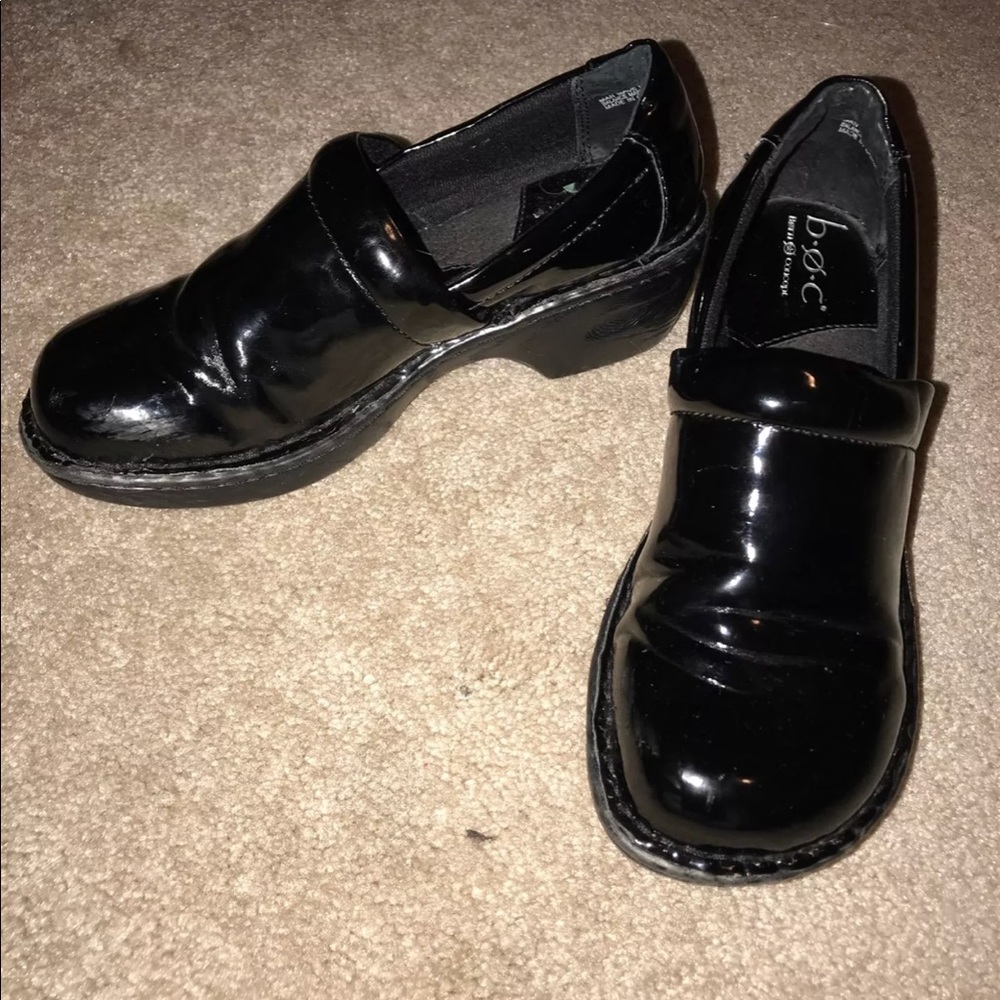 BOC clogs nursing shoes