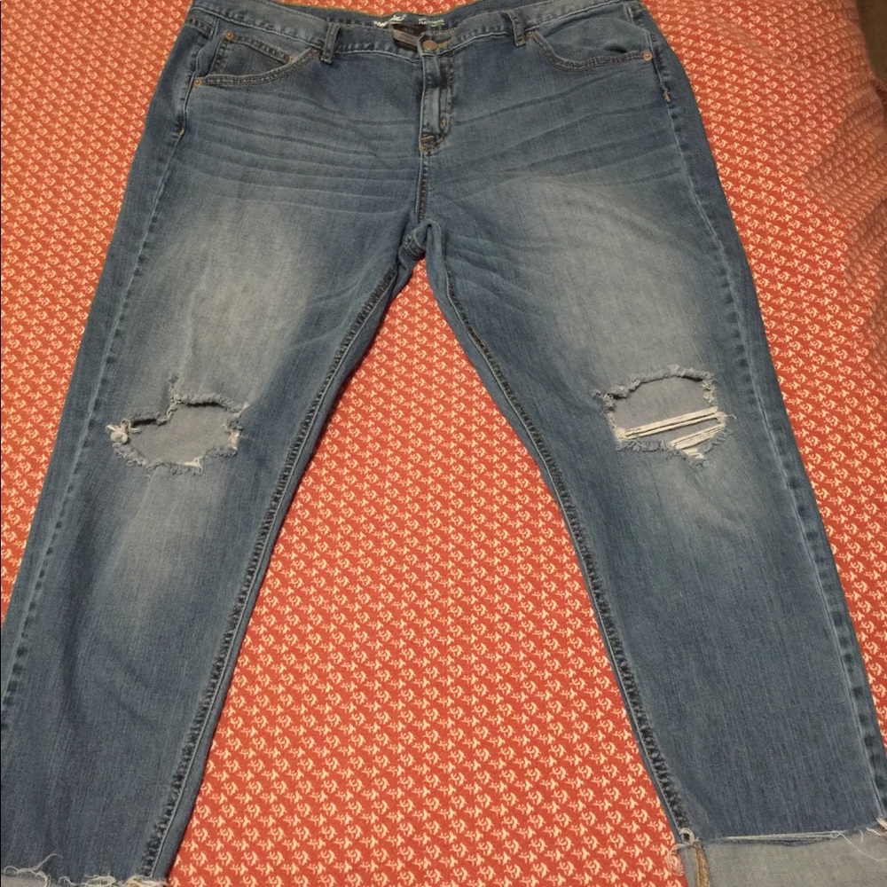 EUC MOSSIMO BOYFRIEND JEANS SZ 16