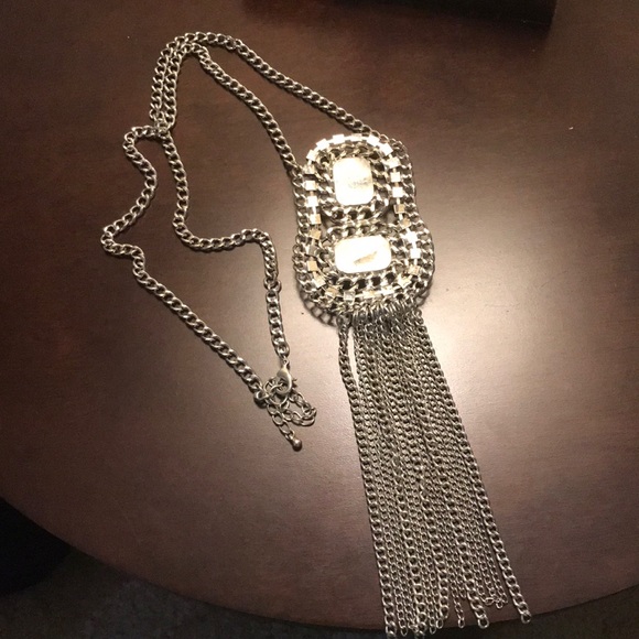 Beautiful silver necklace with 2 center stones - Picture 2 of 2