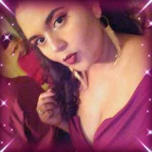 Meet your Posher, Adriana