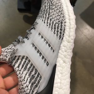 Oreo ultra boost in size 9-13 Price varies