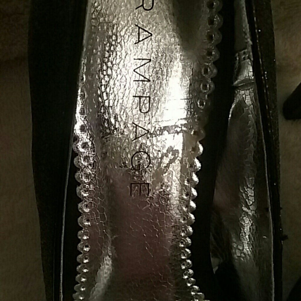 (NEW) Rampage Shoes - Picture 6 of 8