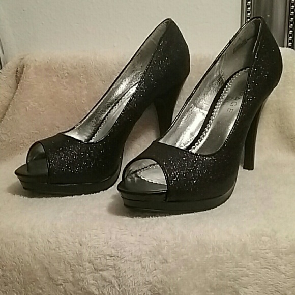 (NEW) Rampage Shoes - Picture 2 of 8