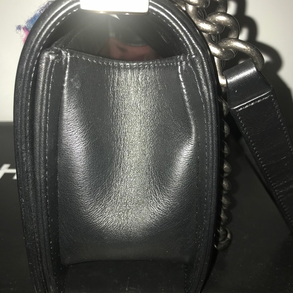 Authentic Chanel Boy Tweed Bag - Picture 5 of 8