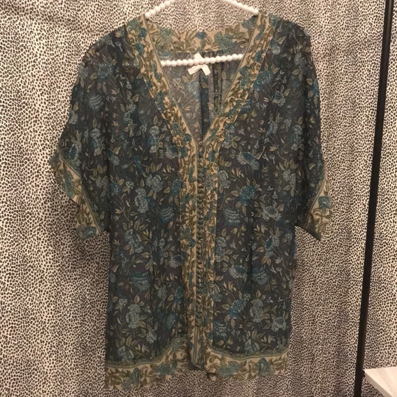 Joie Blouse with button front. Sz Small. 100% Silk - Picture 1 of 4