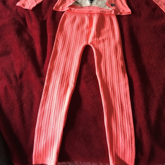 Girls Basic Editions Outfit - Picture 3 of 3