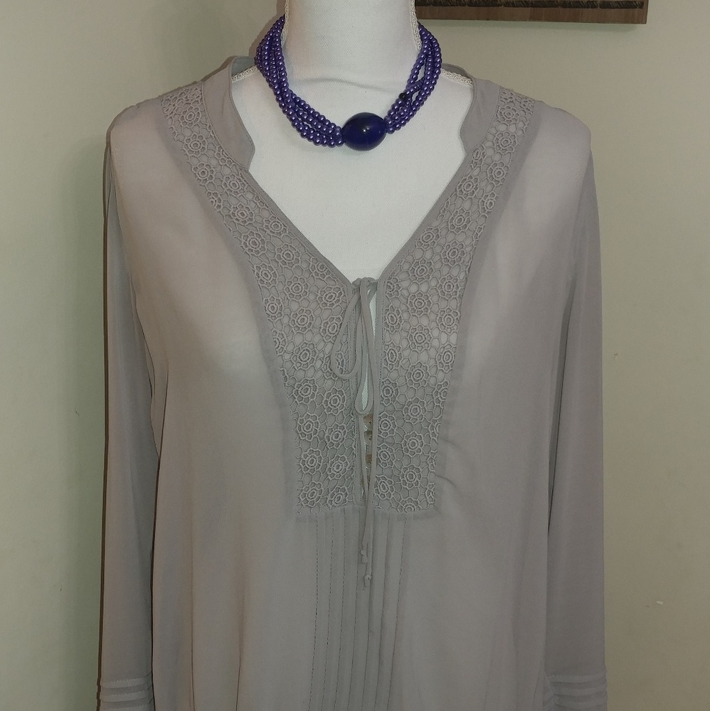 Daniel Rainn blouse