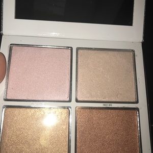 KYLIE JENNER WET SET HOLIDAY EDITION