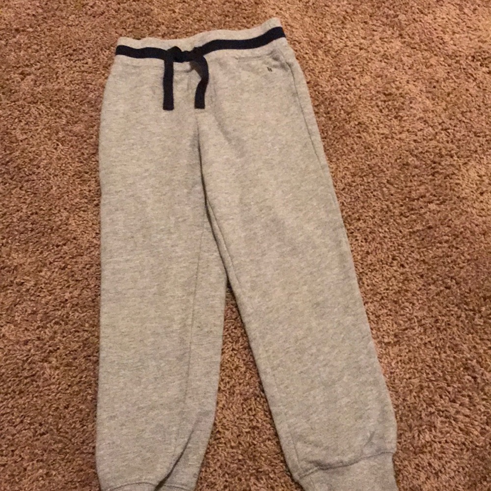 Janie and jack size 5 like new jogger grey