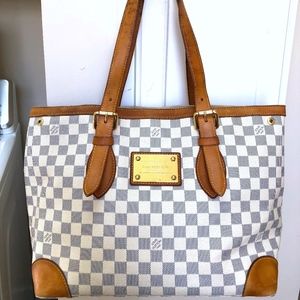 Louis Vuitton Hampstead GM Shoulder Bag