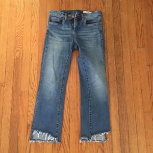 Blank NYC Cropped Step Hem Jeans - 25