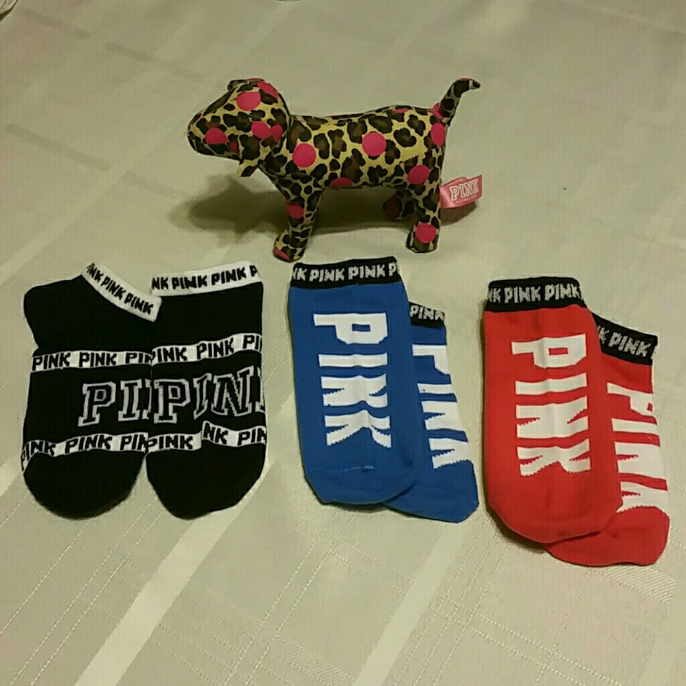 BNWOT PINK no show socks