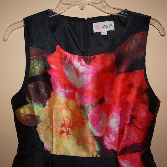 Tea Length Floral Dress - Picture 2 of 5