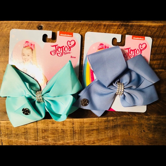 ❤️Sold❤️ NWT:  8 JoJo big bows w/ brush set - Picture 3 of 5