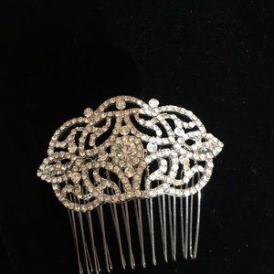 NWOT Jeweled Hair Comb - Wedding Jewelry