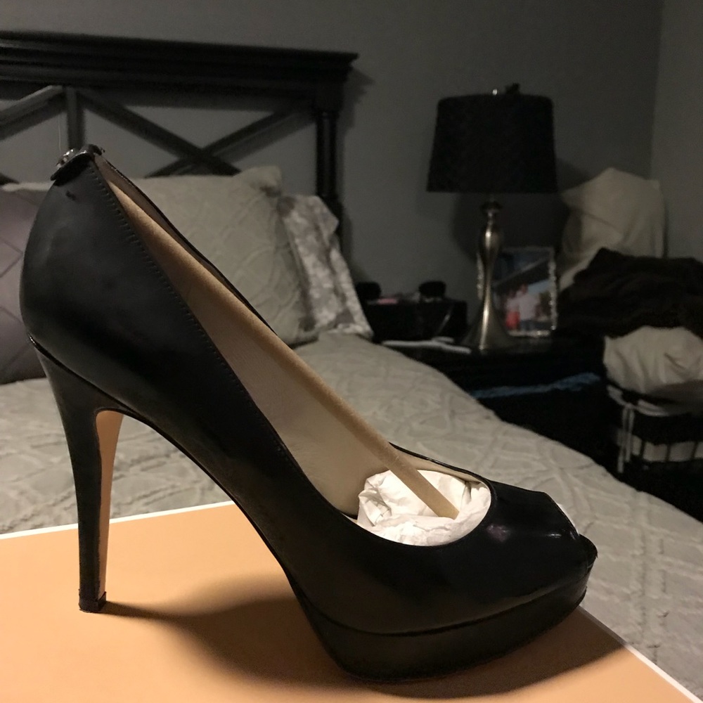 michael kors patent leather shoes