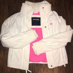 White lined winter coat!