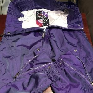 Spider ski/snowboard pants. Excellent condition.