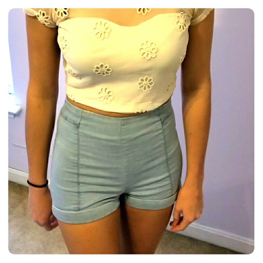 UO high wasted shorts