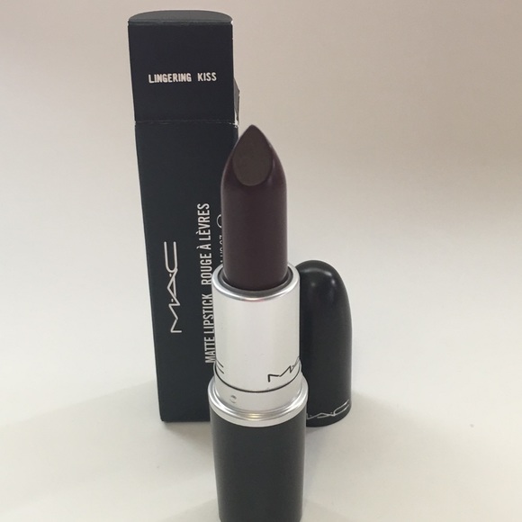 Mac Bnib Lingering Kiss Matte Batch A44 100 Auth Nwt